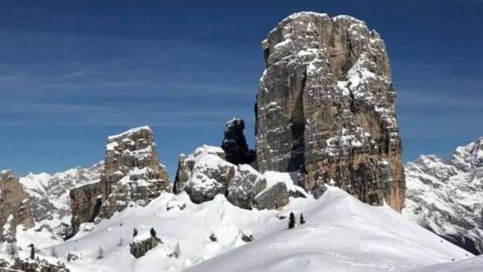 Garni La Rondine Hotel Selva di Cadore Kültér fotó