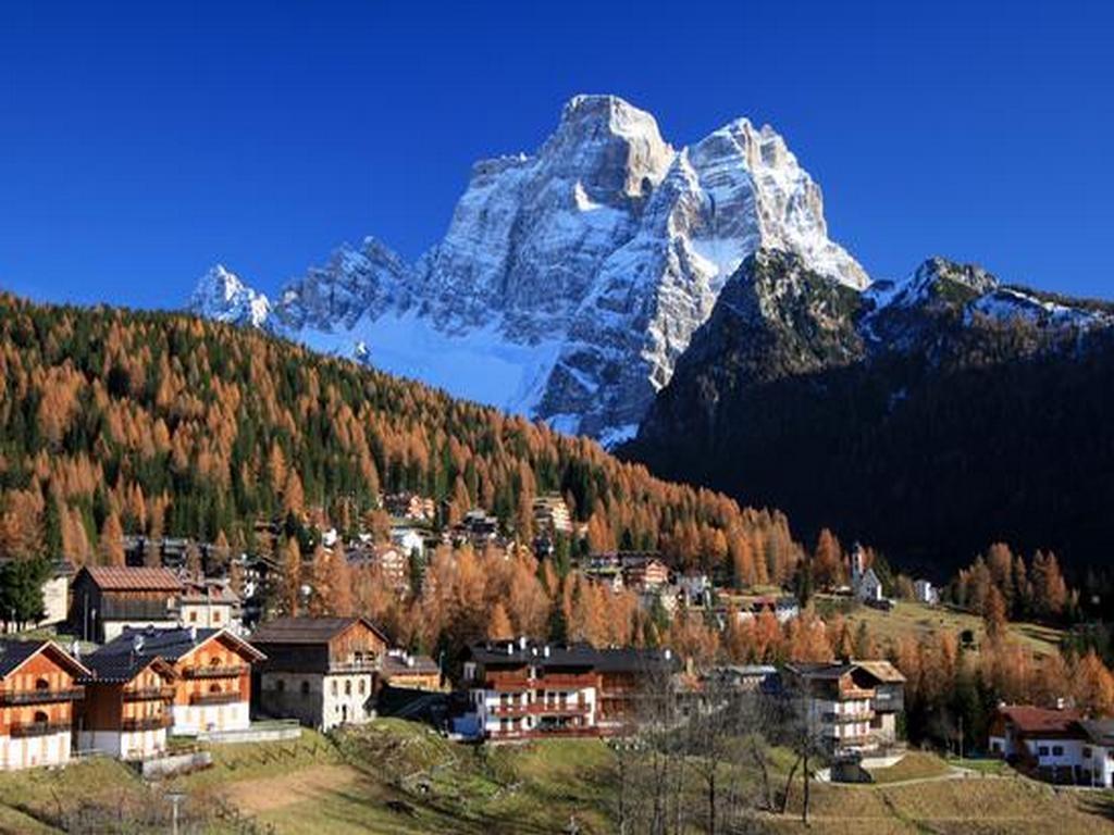 Garni La Rondine Hotel Selva di Cadore Kültér fotó